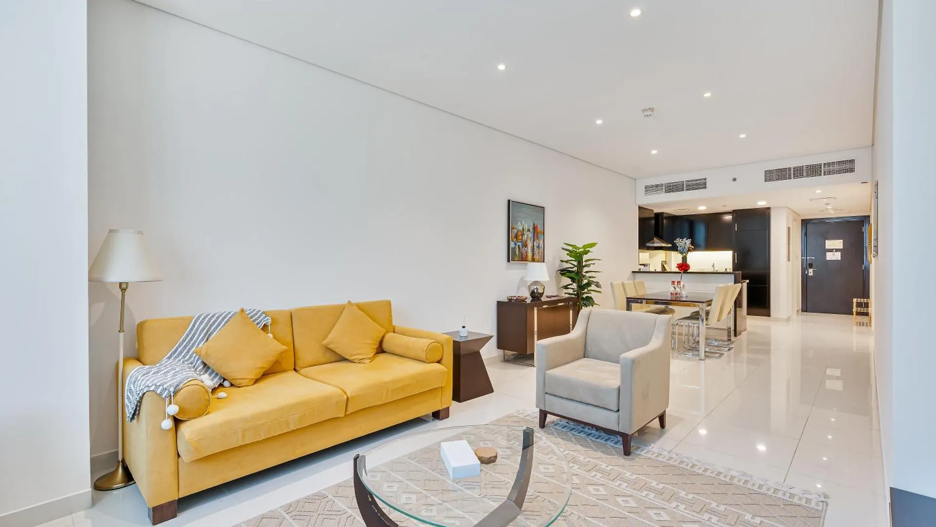 Discover Urban Chic Apartment -Vibrant City Life Dubai United Arab Emirates